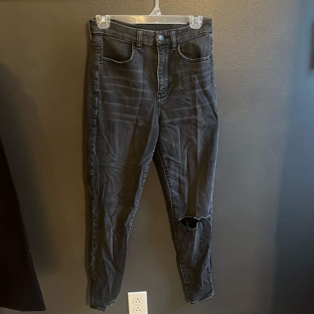 Next level stretch American Eagle curvy jeans. Size 8 regular.